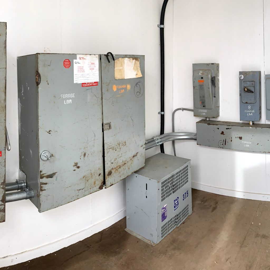 Installation électrique dans un container (projet minier)